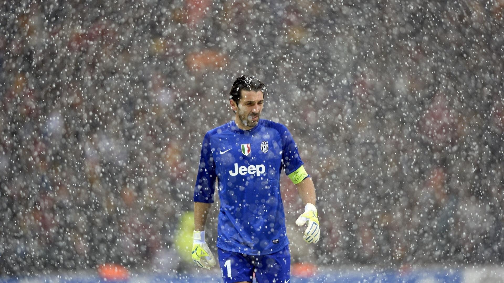 惊天逆转!补时绝杀引爆全场,XX队3-2逆转夺冠