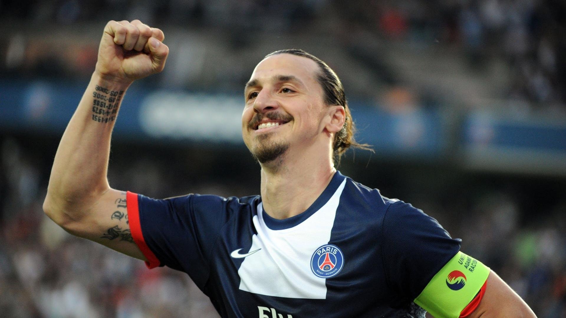 德甲争冠白热化,勒沃库森创纪录领跑,拜仁多特紧追不舍