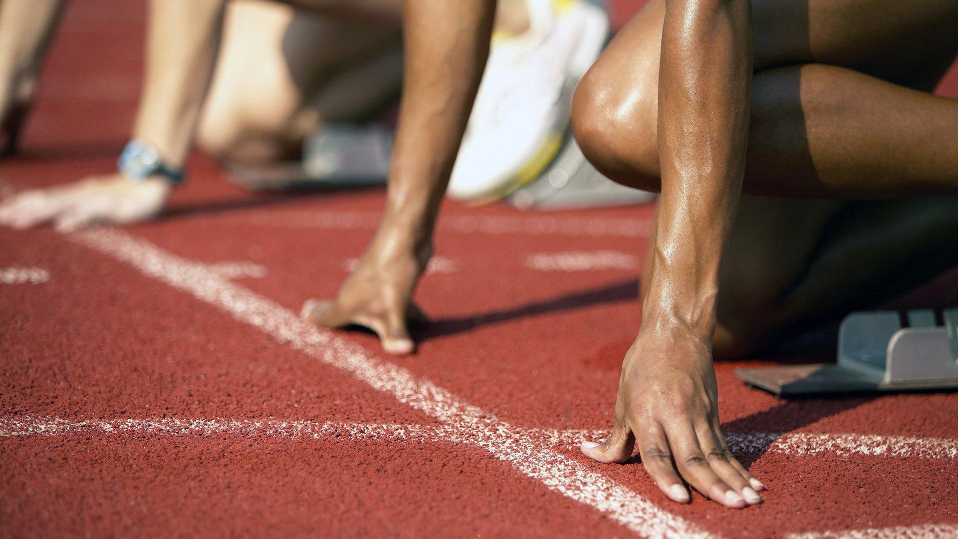 田径世锦赛惊天一战!23岁新星打破尘封15年世界纪录