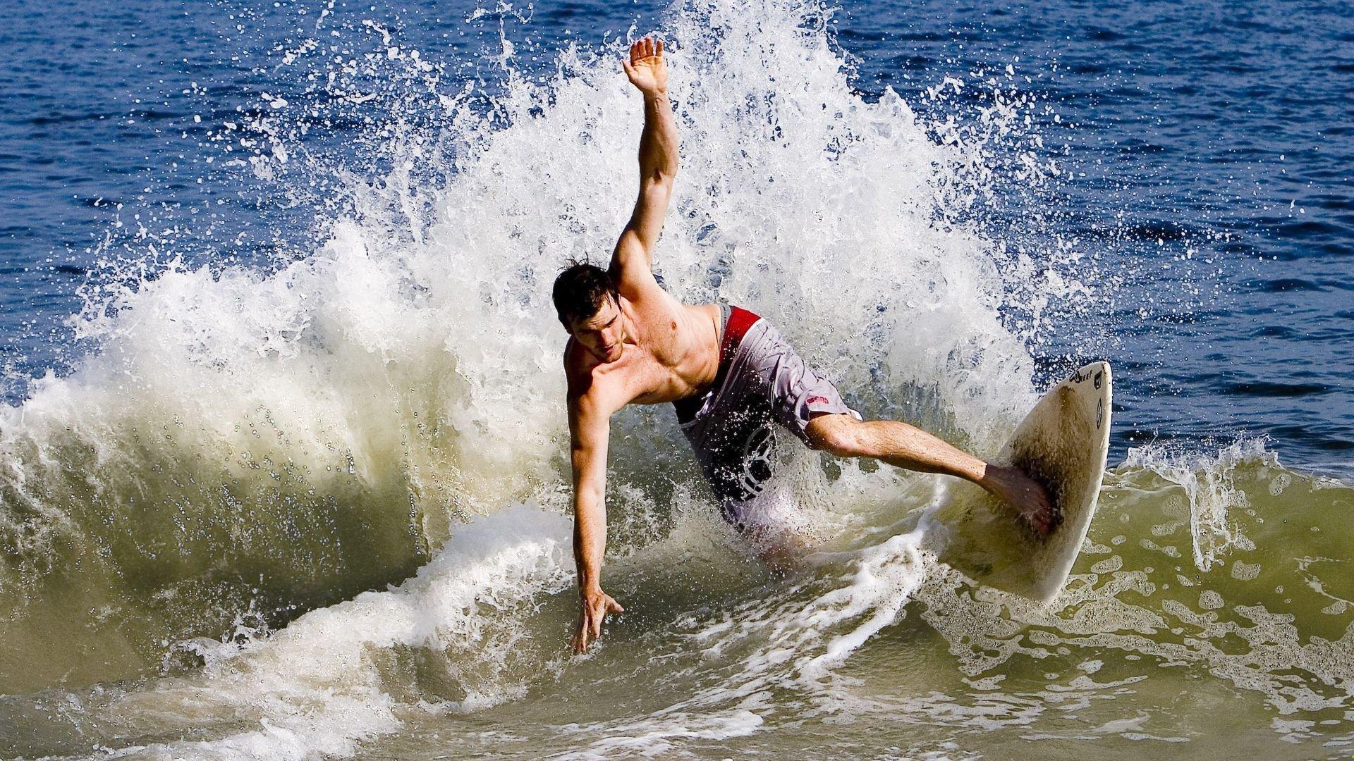 格斗之王争霸赛落幕，新星崛起老将传奇续写