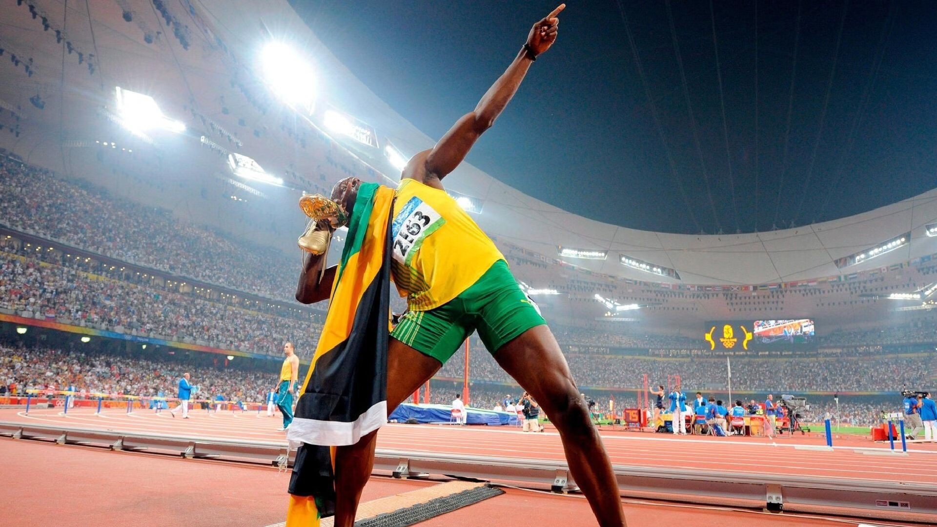 欧冠巅峰对决,皇马绝杀拜仁挺进决赛,安切洛蒂再创传奇