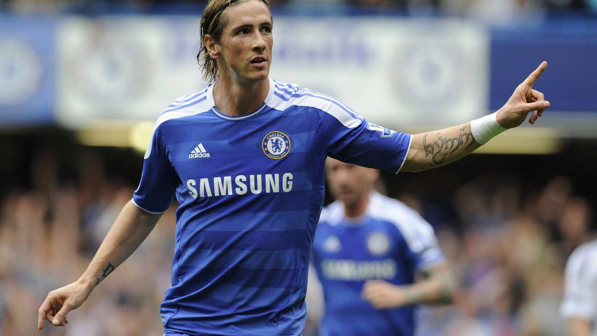 电竞世界杯盛大开幕，全球顶尖战队角逐荣耀之巅